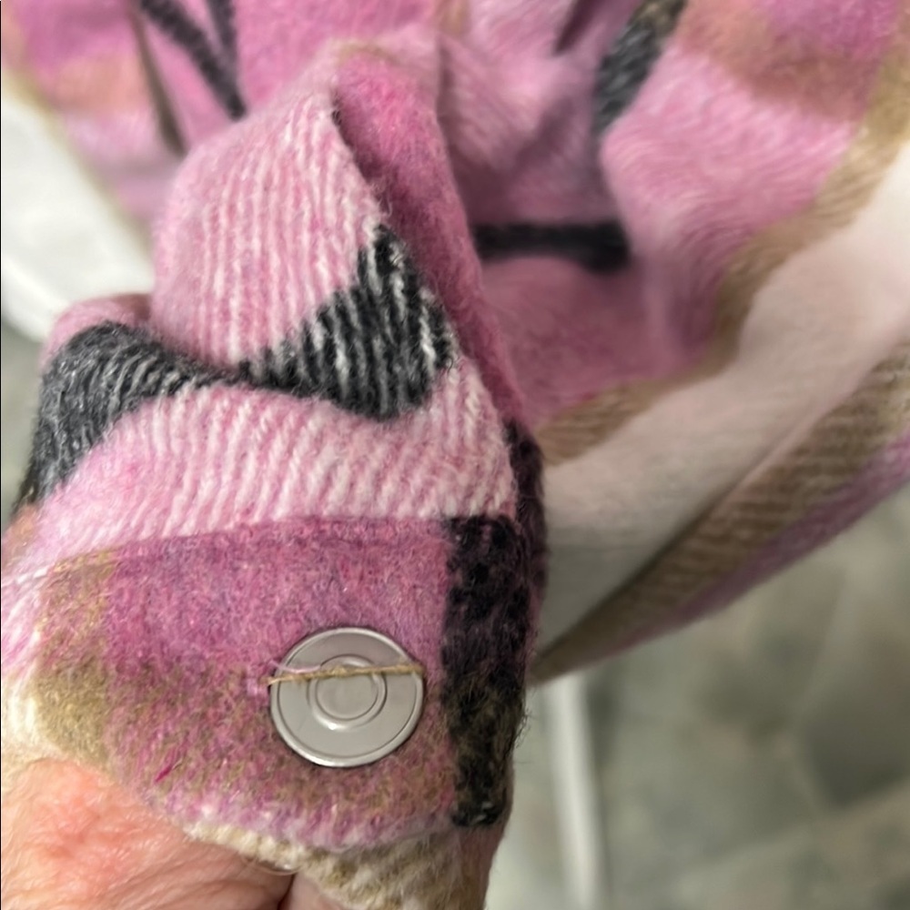 Classic Plaid Pink and White Women's Jacket Shacket pockets. front side & chest - Picture 5 of 12